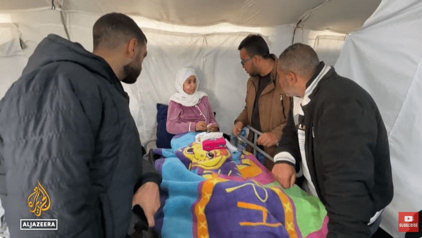 15-year-old Palestinian girl survives three days trapped under the rubble