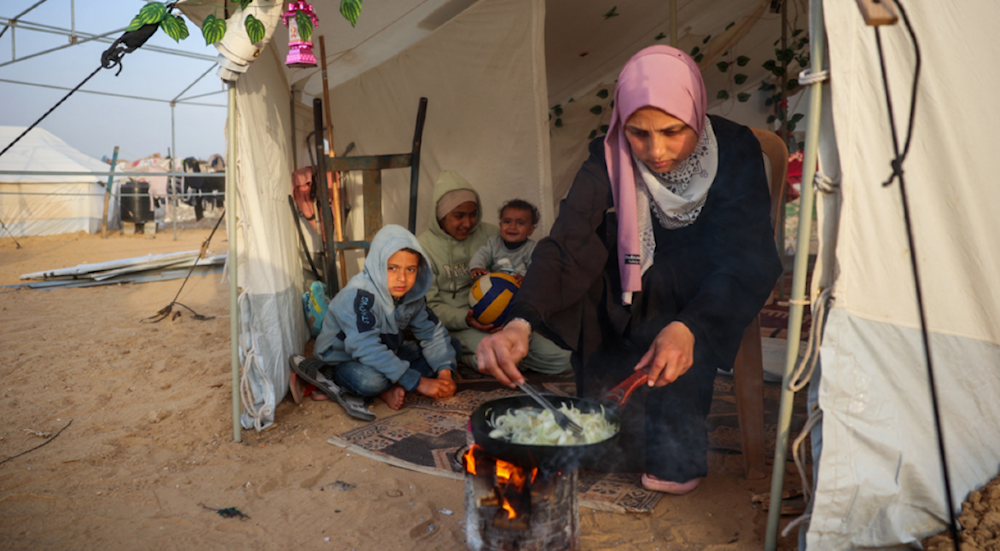 UNICEF warns Gaza children will die without medical aid into Gaza