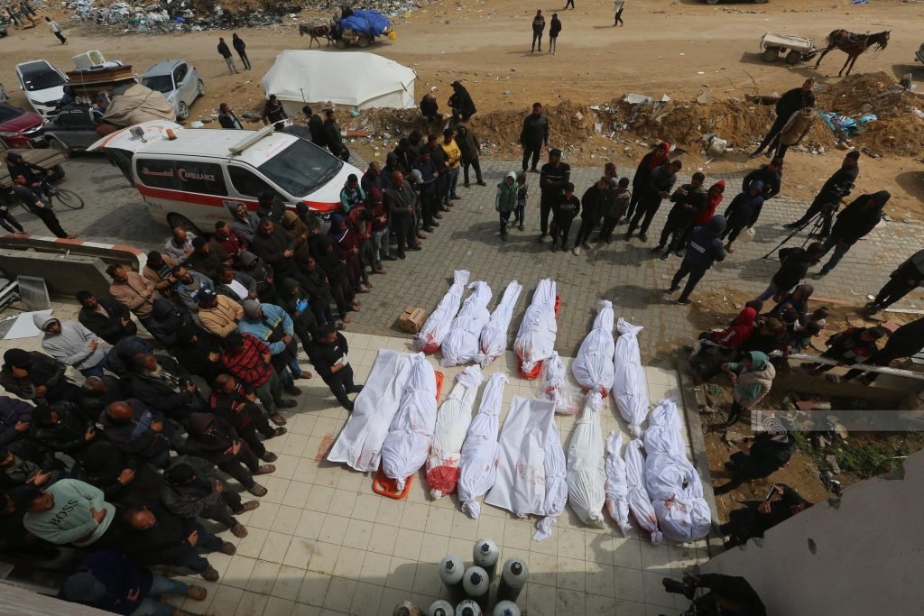 Death toll surges to 20 Palestinian civilians in Israel’s raid on residential area in Shuja’iyya neighborhood