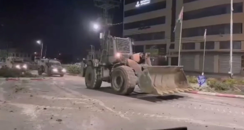 المقاومون يتصدون بالرصاص والعبوات لاقتحامات قوات الاحتلال في الضفة الغربية