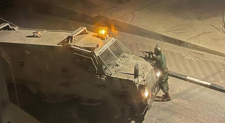 إصابات بمواجهات ليلية مع قوات الاحتلال بالضفة