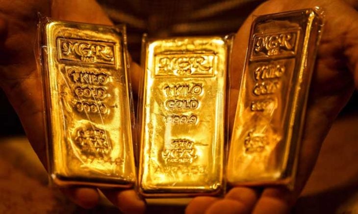 الذهب يتراجع في الإمارات إلى 4311 دولاراً مع تصاعد ضغوط الفائدة الأمريكية