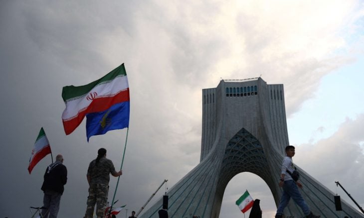 رئيس معهد دراسات الأمن القومي في جامعة تل أبيب يلخص الحرب على إيران ويتوقع سيناريوهات إيجابية وسلبية