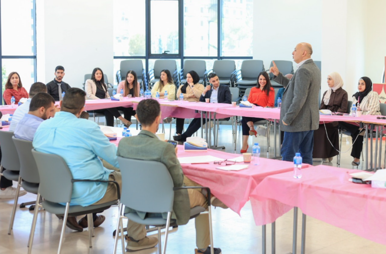 “سلطة جودة البيئة” و”بنك فلسطين” يعقدان ورشة تدريبية لترسيخ مفاهيم الاستدامة والعمل المستدام لموظفي البنك بالتزامن مع يوم البيئة العالمي