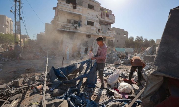 11 شهيدا بينهم مدير مركز شرطة جباليا وامرأة في عدة هجمات إسرائيلية على غزة