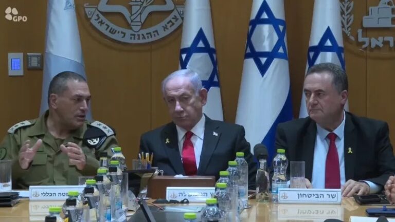 نتنياهو وكاتس يهددان حماس بتصعيد الاغتيالات إذا استمرت عمليات إطلاق البالونات من غزة