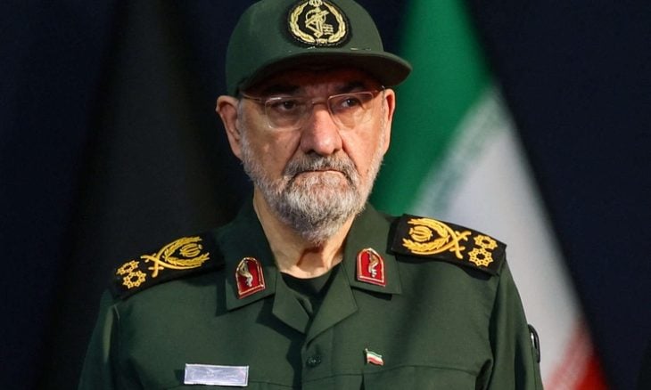 إيران تهدد باستهداف مصالح الدول المتعاونة مع الحرب الاقتصادية الأمريكية